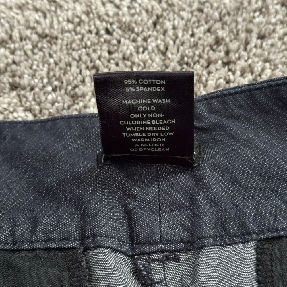 ANN TAYLOR Signature Chino Flat Front Mid Rise Shorts Size 8 Inseam 4.25” - Picture 4 of 8